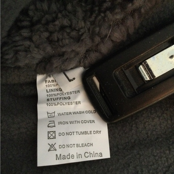 Fleece Lined Dog Coat - Picture 8 of 8